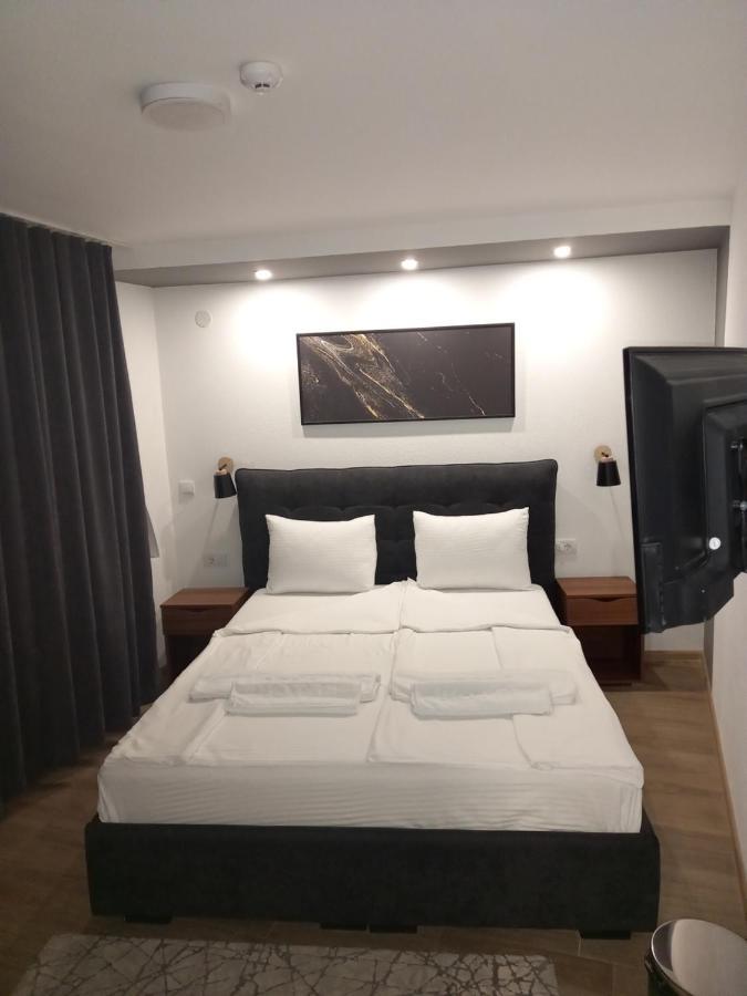 Veliko Gradište Prenociste Srebrno Jezero酒店 外观 照片