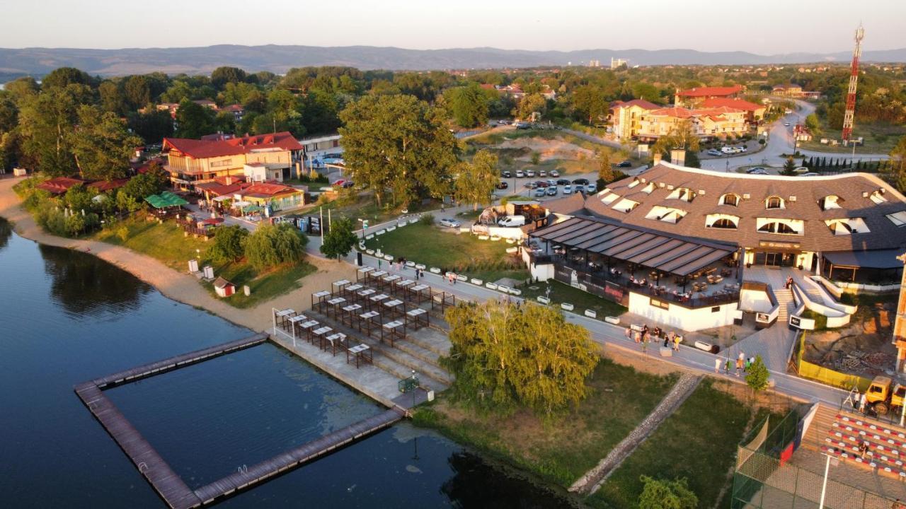 Veliko Gradište Prenociste Srebrno Jezero酒店 外观 照片